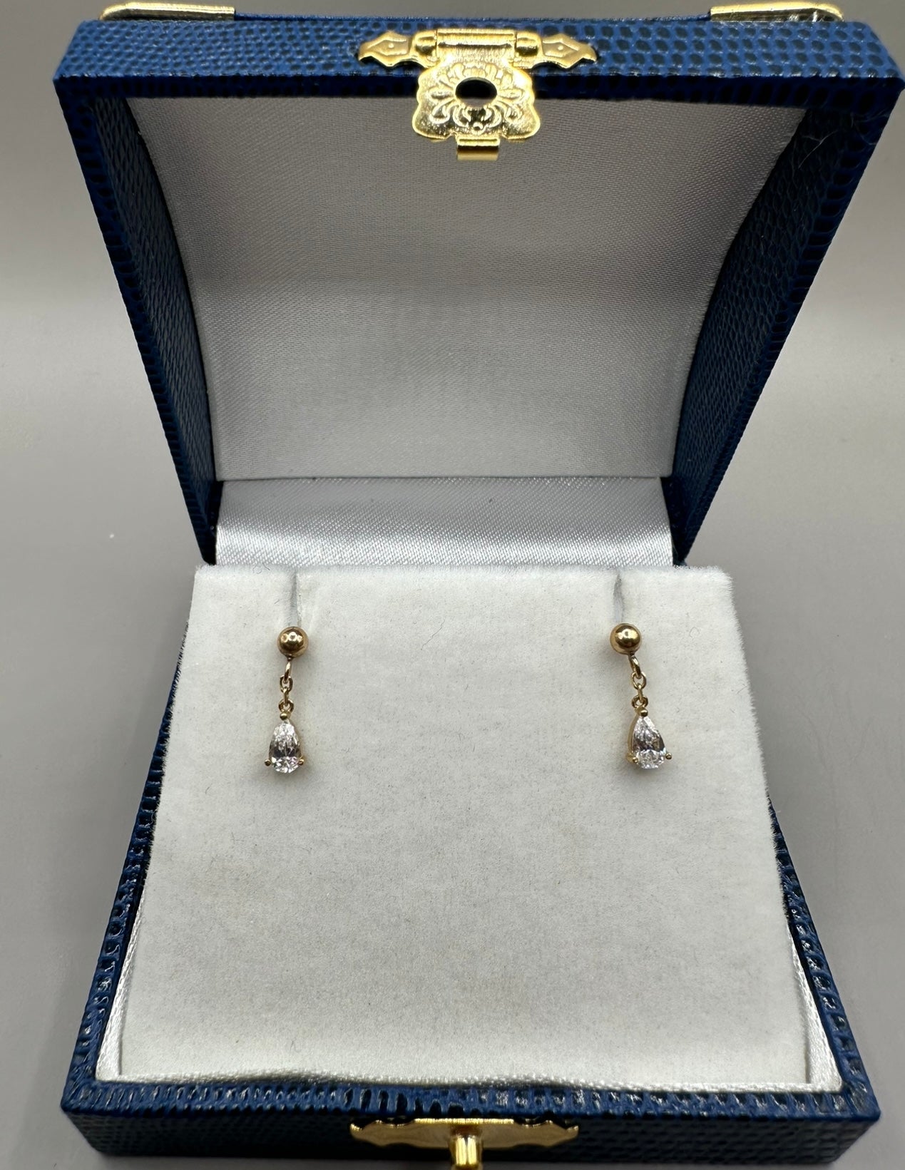 Dangling Pear Shaped Earrings