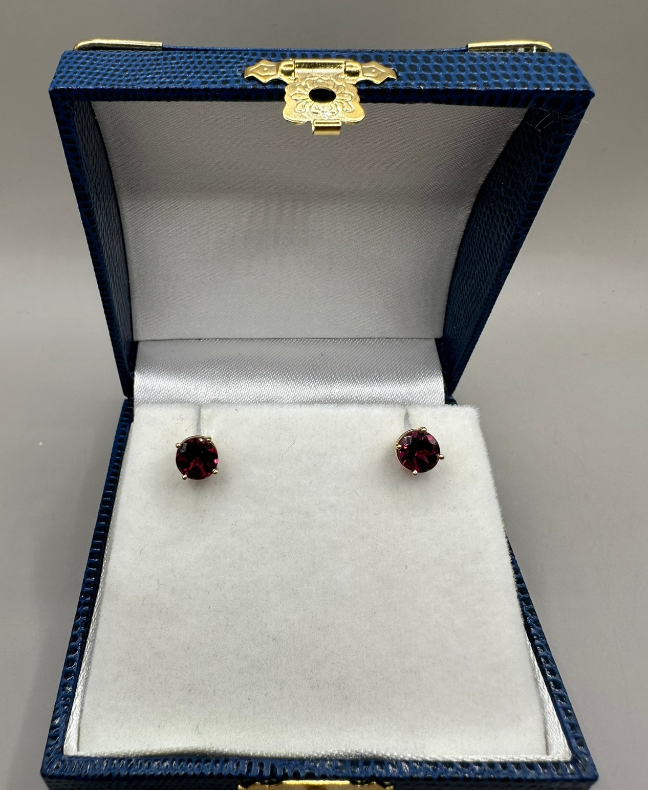 Red Rhodolite Yellow Gold Studded Earrings