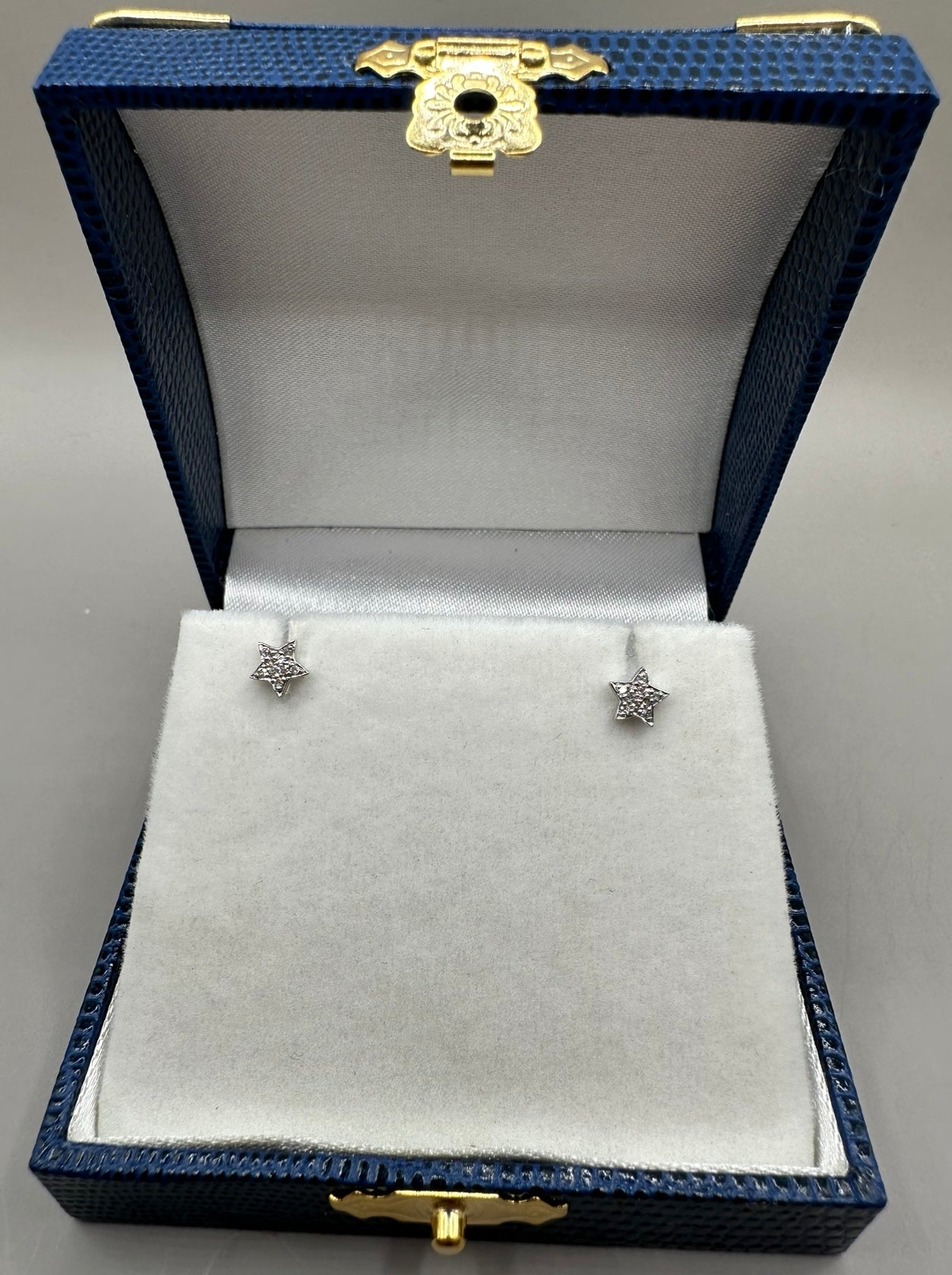 Star Shaped Diamond Studded White Gold Earrings
