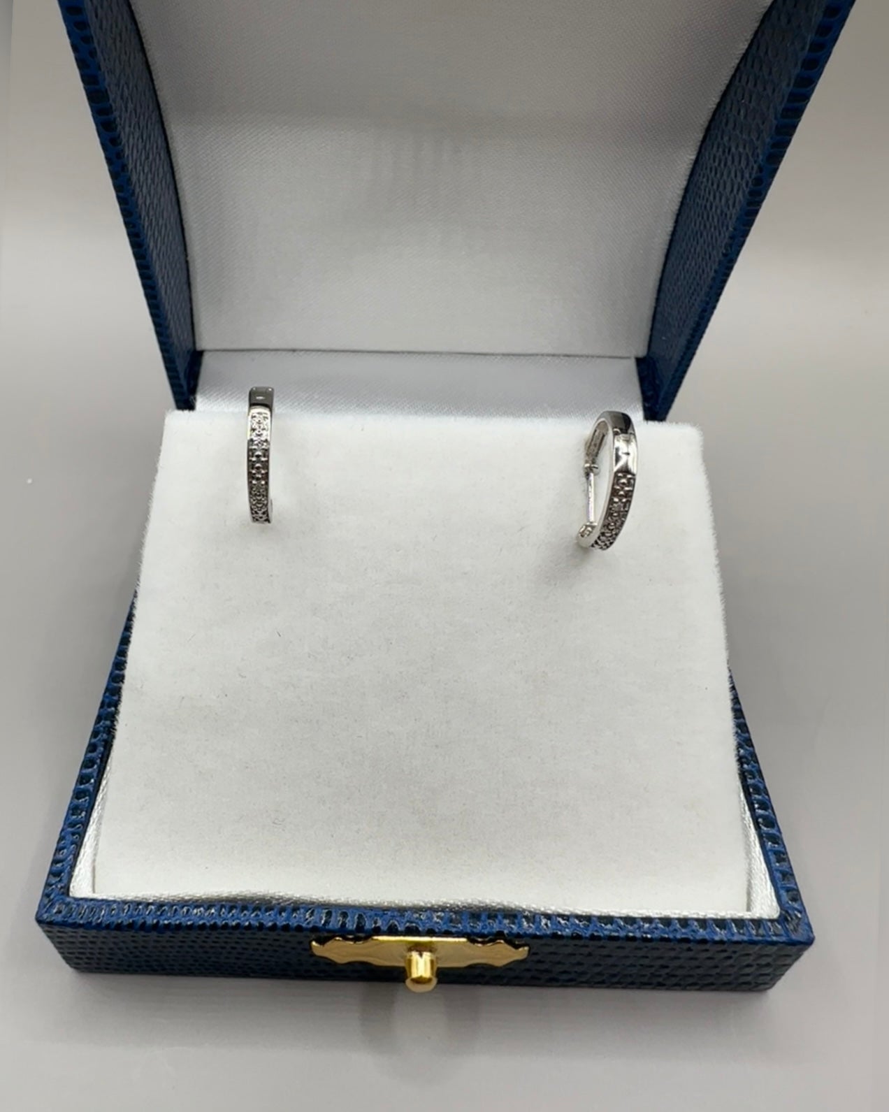 Huggie Diamond White Gold Earrings
