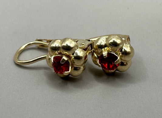 Dangling Flower Yellow Gold Earrings