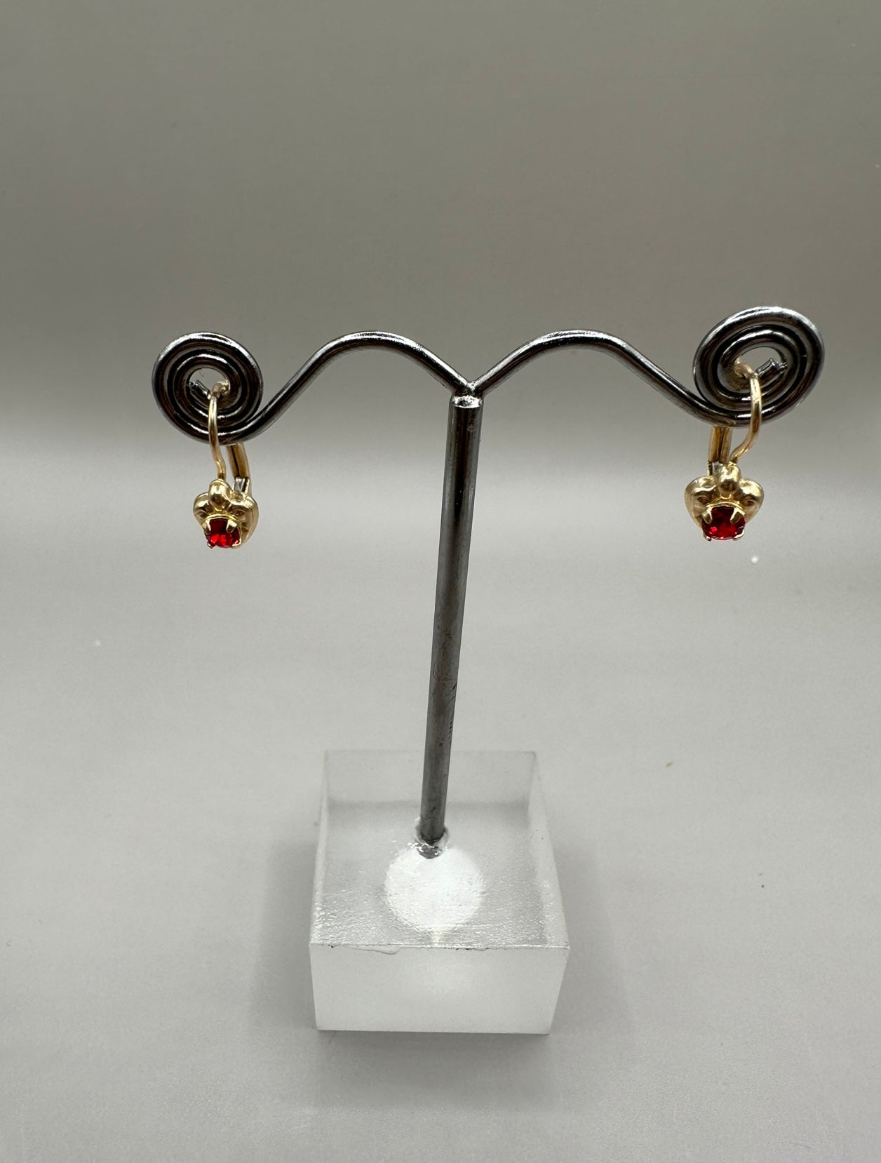 Dangling Flower Yellow Gold Earrings
