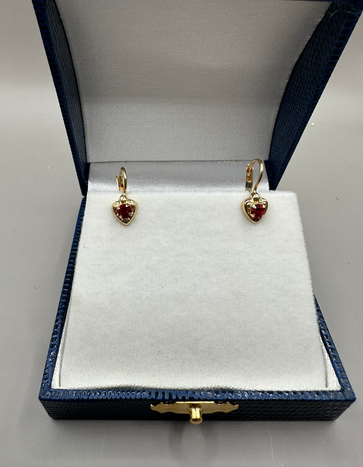 Dangling Heart Shaped Yellow Gold Earrings