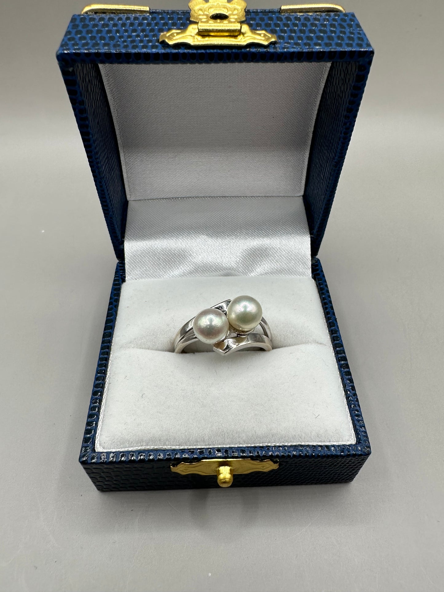 Double Pearl White Gold Ring