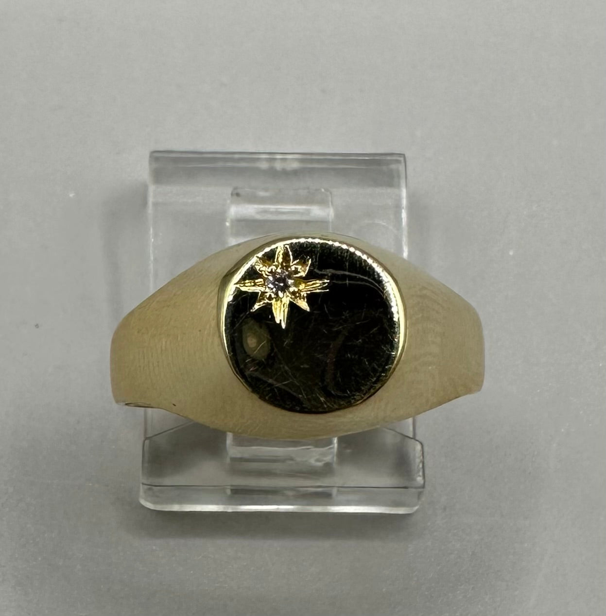 Star Diamond Yellow Gold Ring