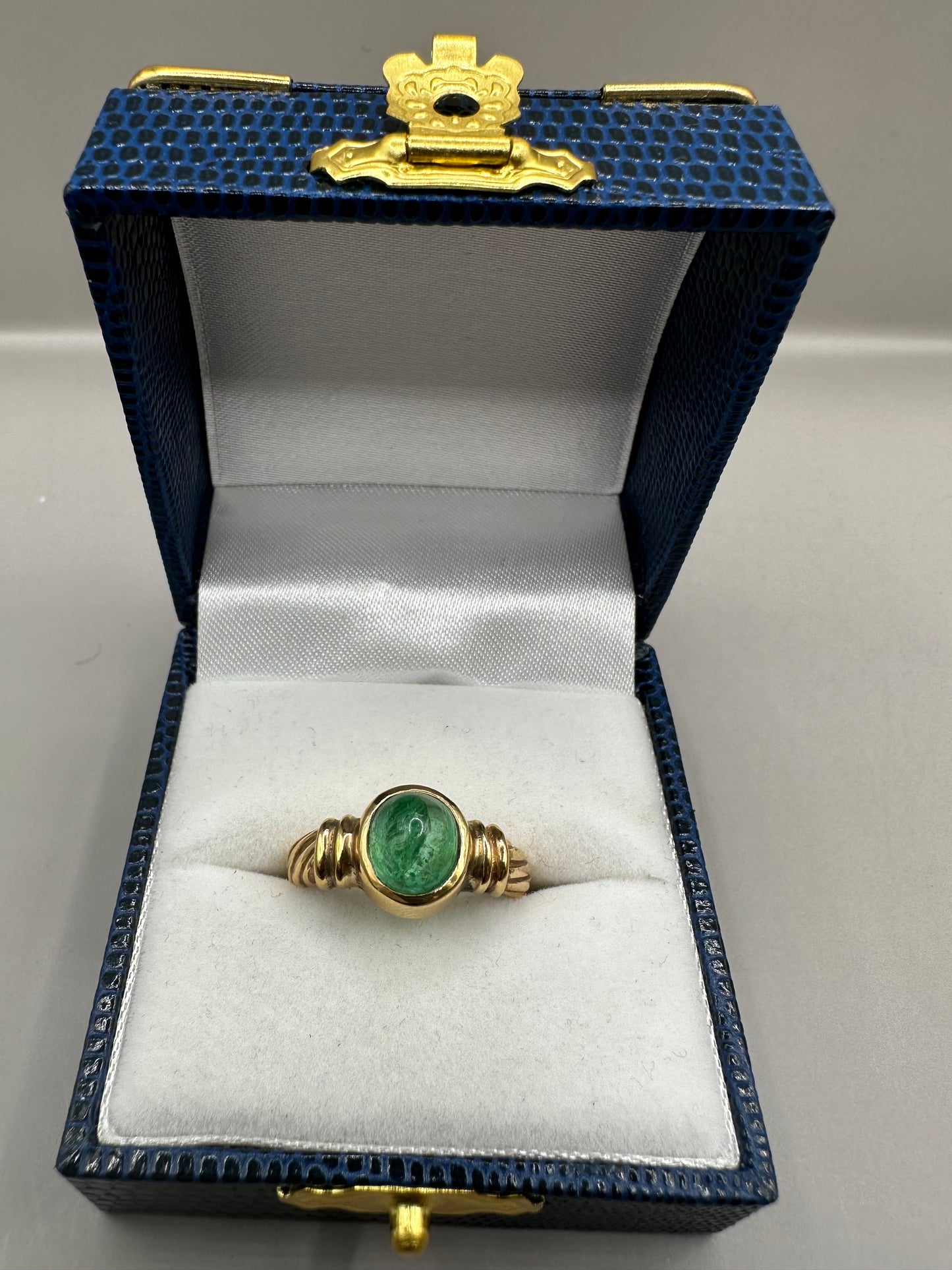 Oval Cabochon Yellow Gold Ring