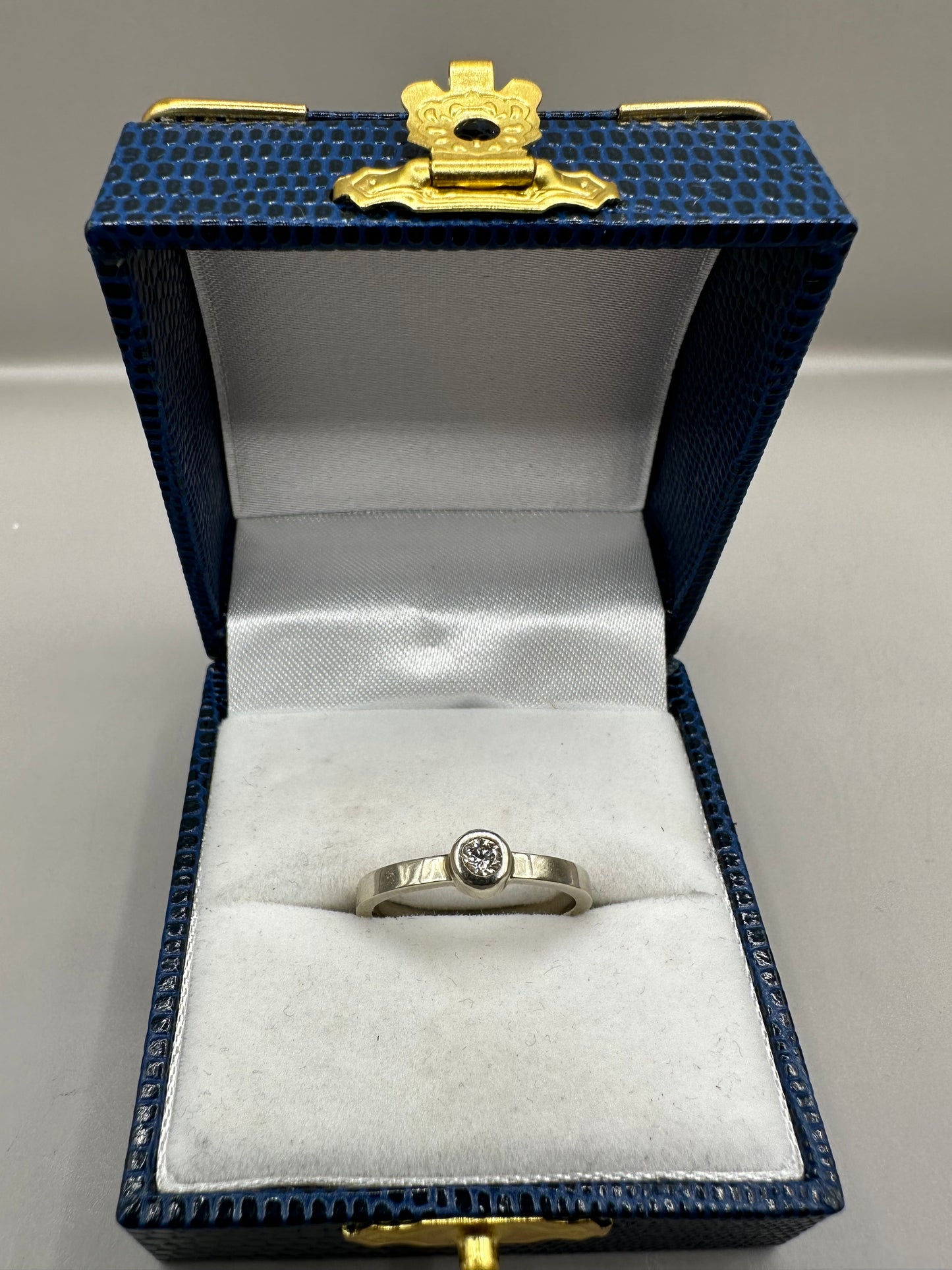 Diamond White Gold Ring