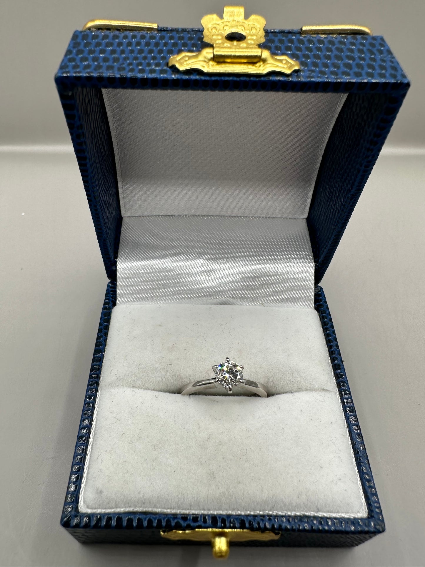 6 Claw Solitaire Diamond White Gold Ring