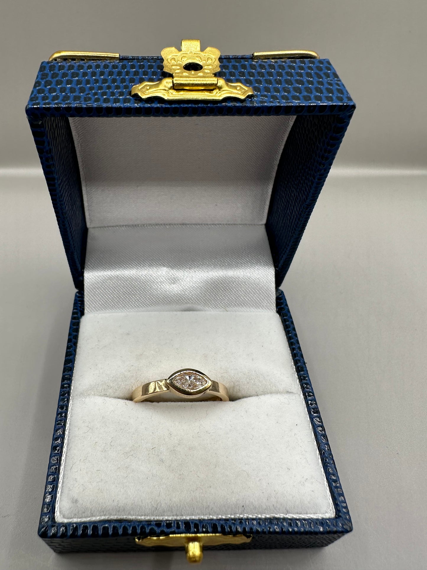 Eye Diamond Yellow Gold Ring