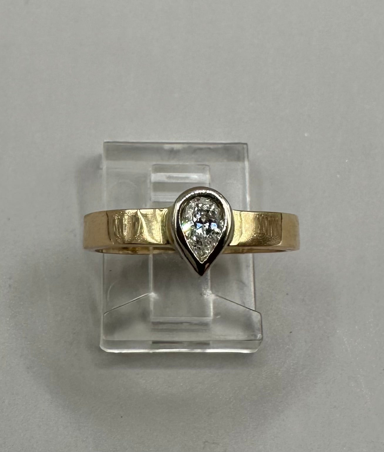 Pear Shaped Diamond Yellow Gold Ring