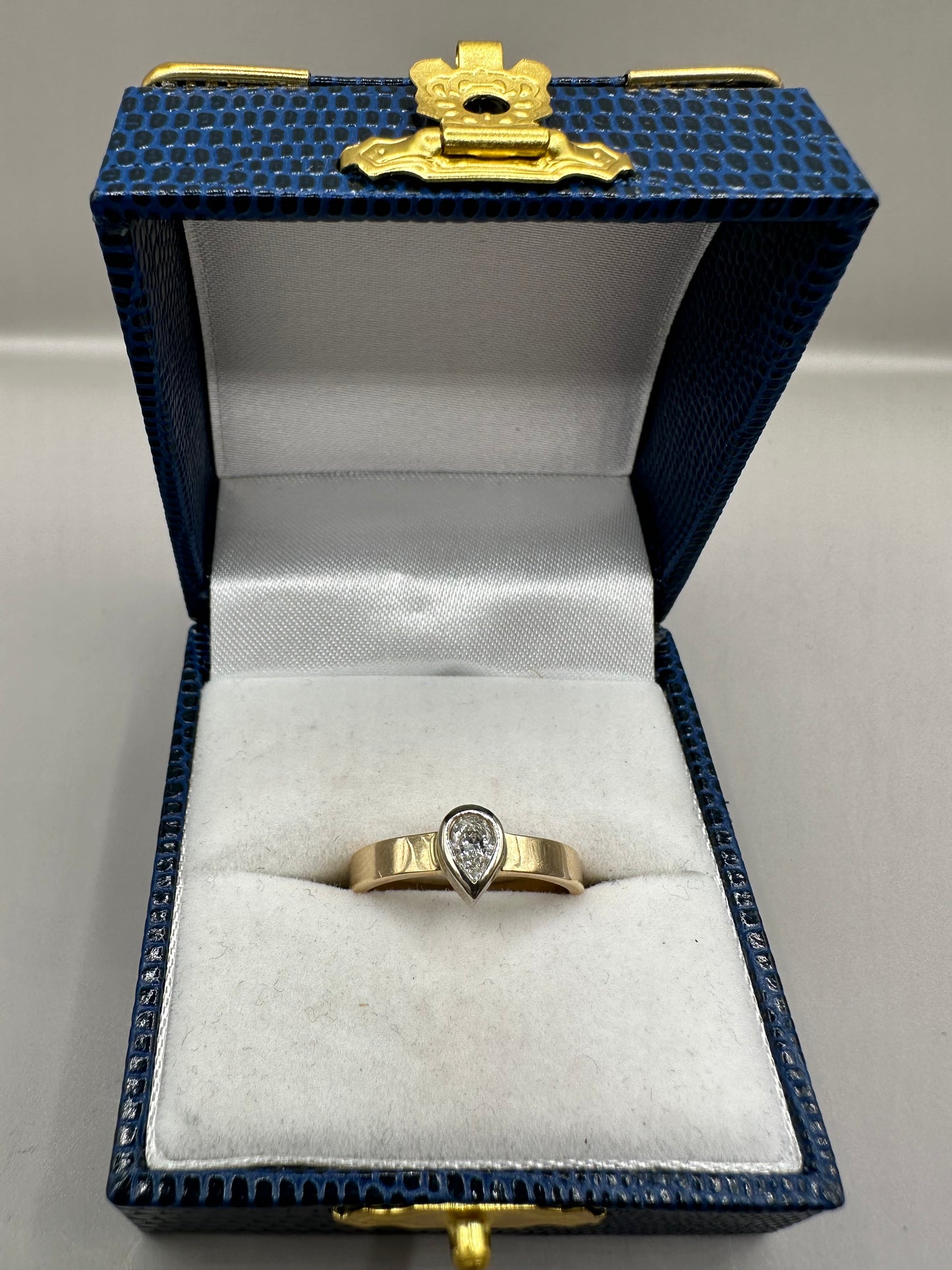 Pear Shaped Diamond Yellow Gold Ring