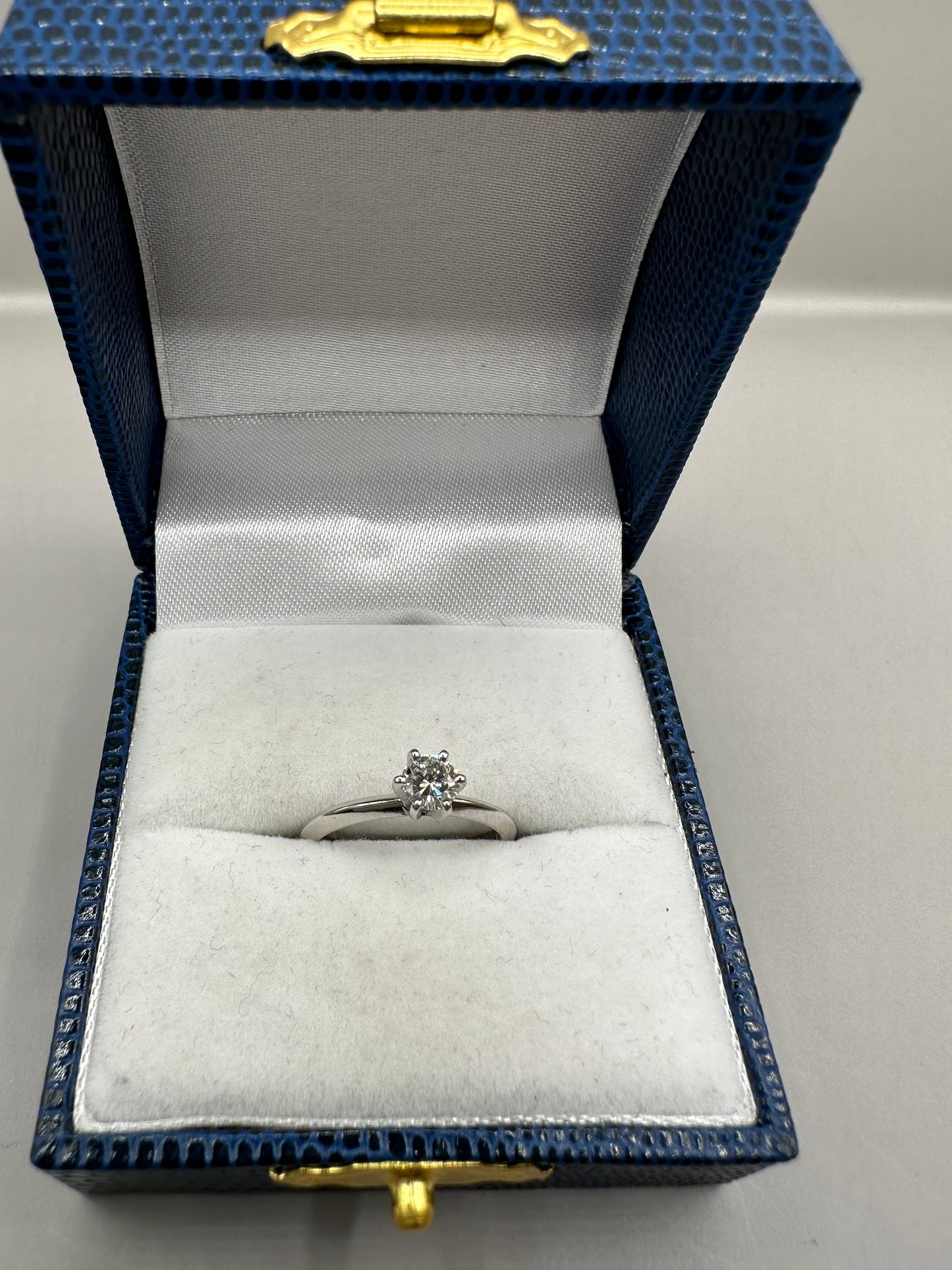6 Claw Solitaire Diamond White Gold Ring