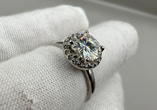Halo Diamond White Gold Ring