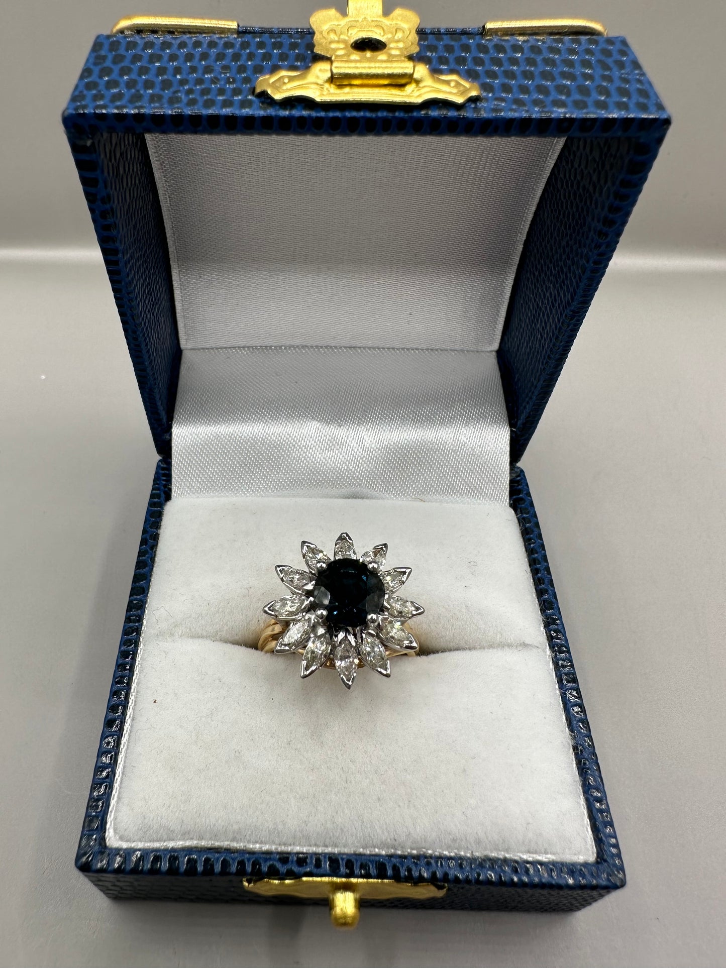 Flower Shaped Sapphire Diamond Yellow Gold Ring