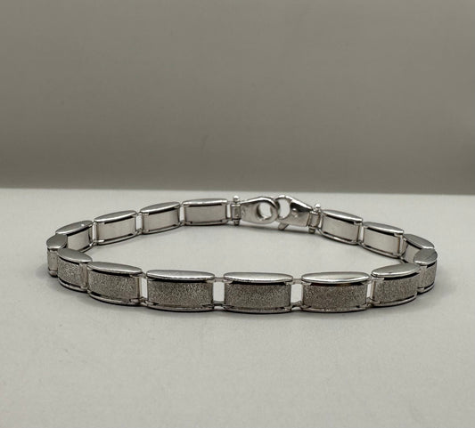 White Gold Link Bracelet