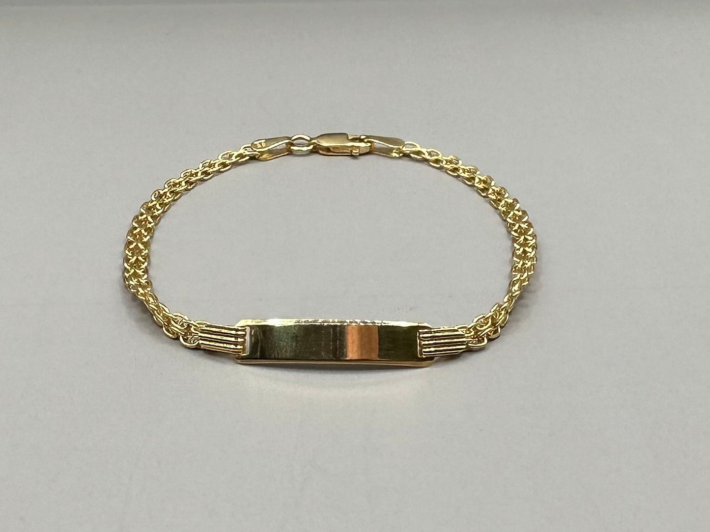 ID Bismarck Yellow Gold Bracelet