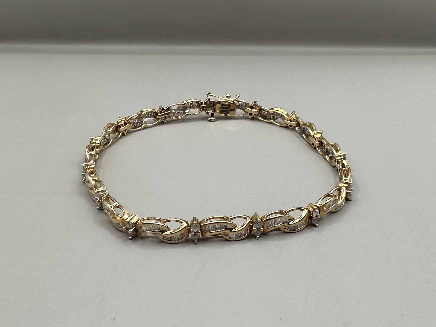 Diamond Yellow Gold Bracelet