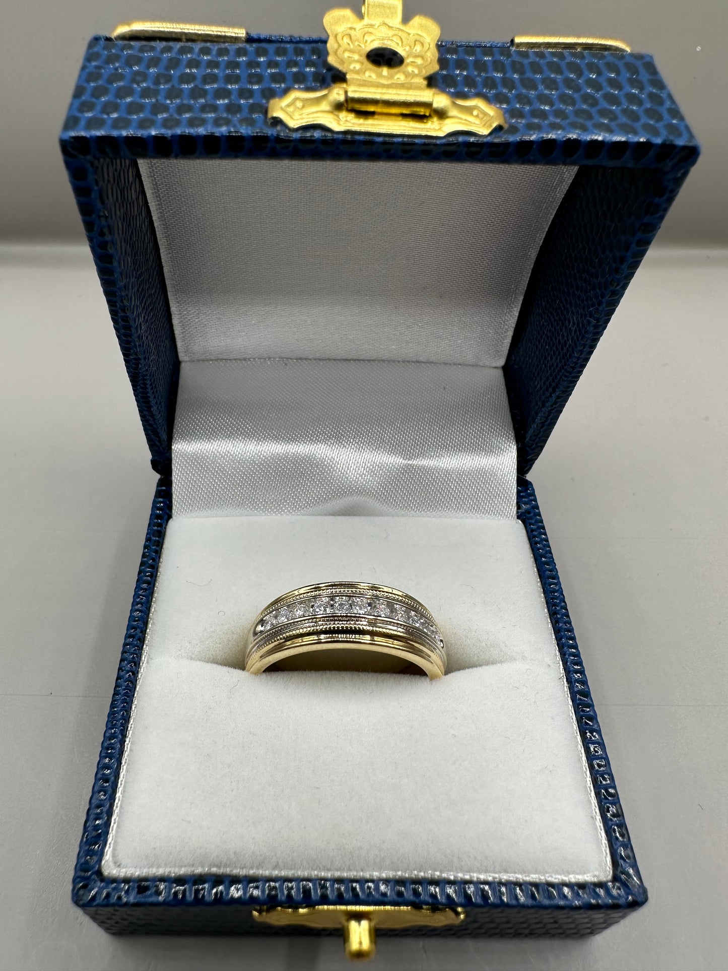 Diamond Yellow Gold Wedding Band