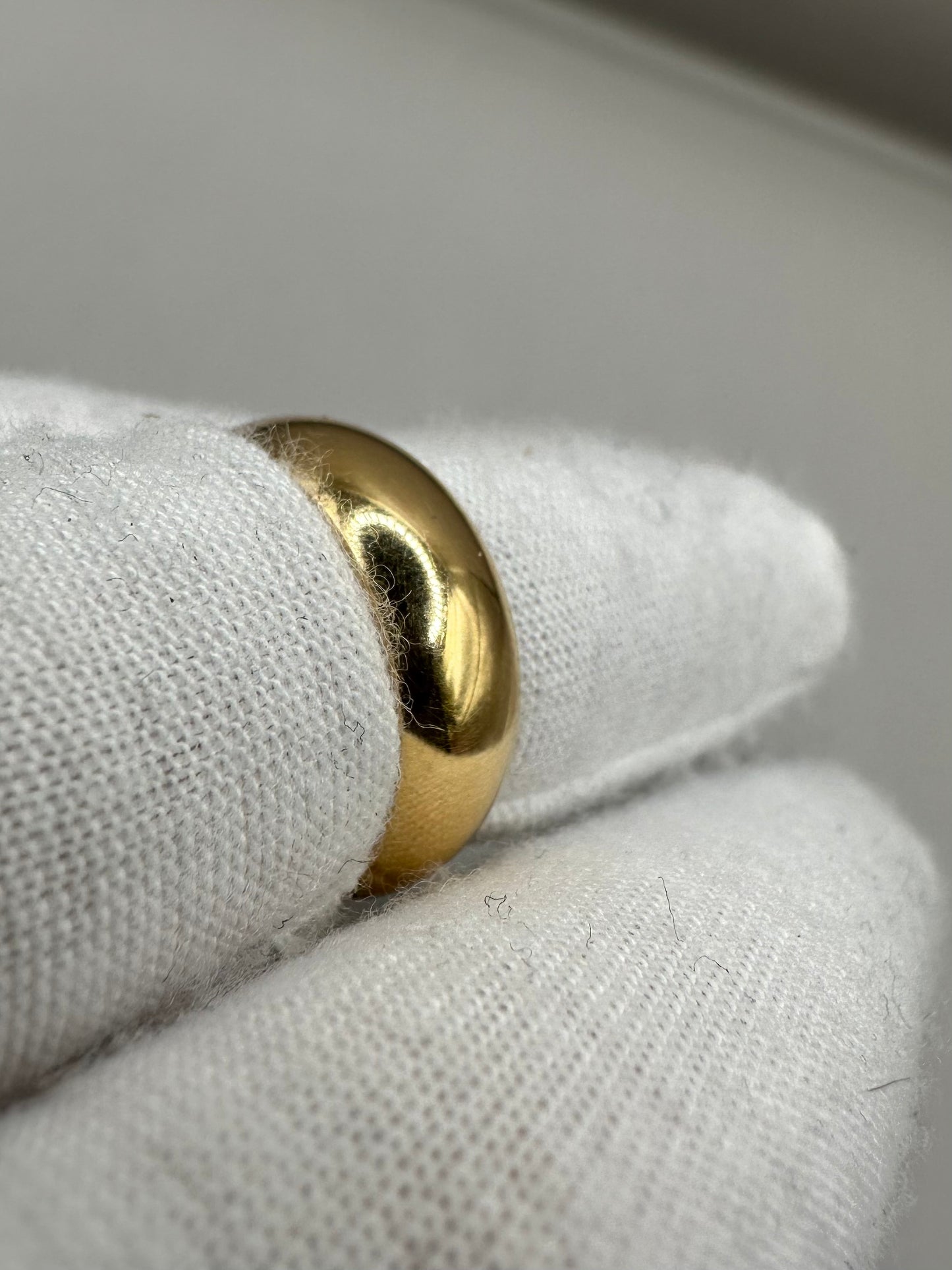 Yellow Gold Wedding Band