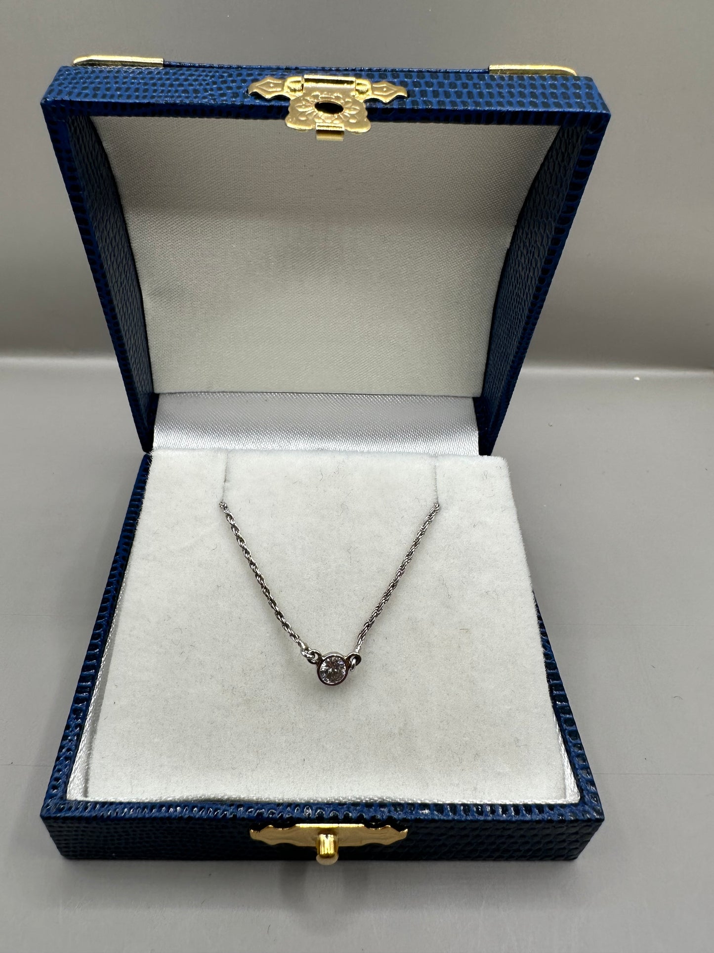 Diamond White Gold Necklace