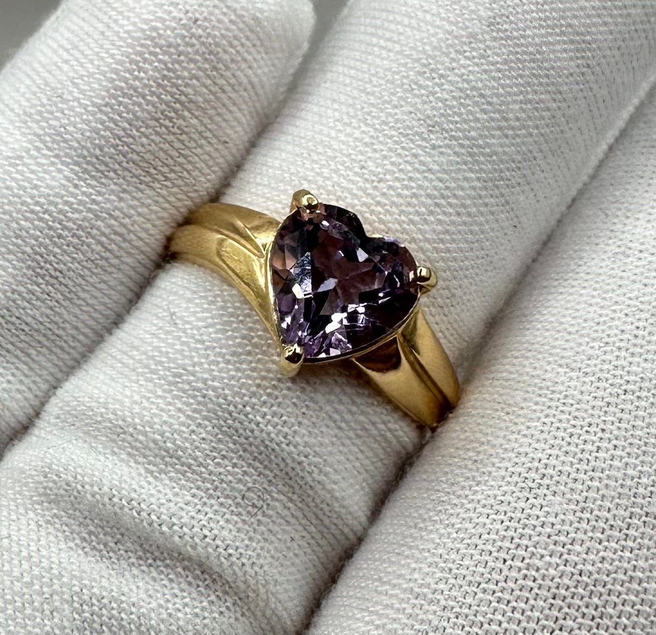 Heart Shaped Amethyst Yellow Gold Ring