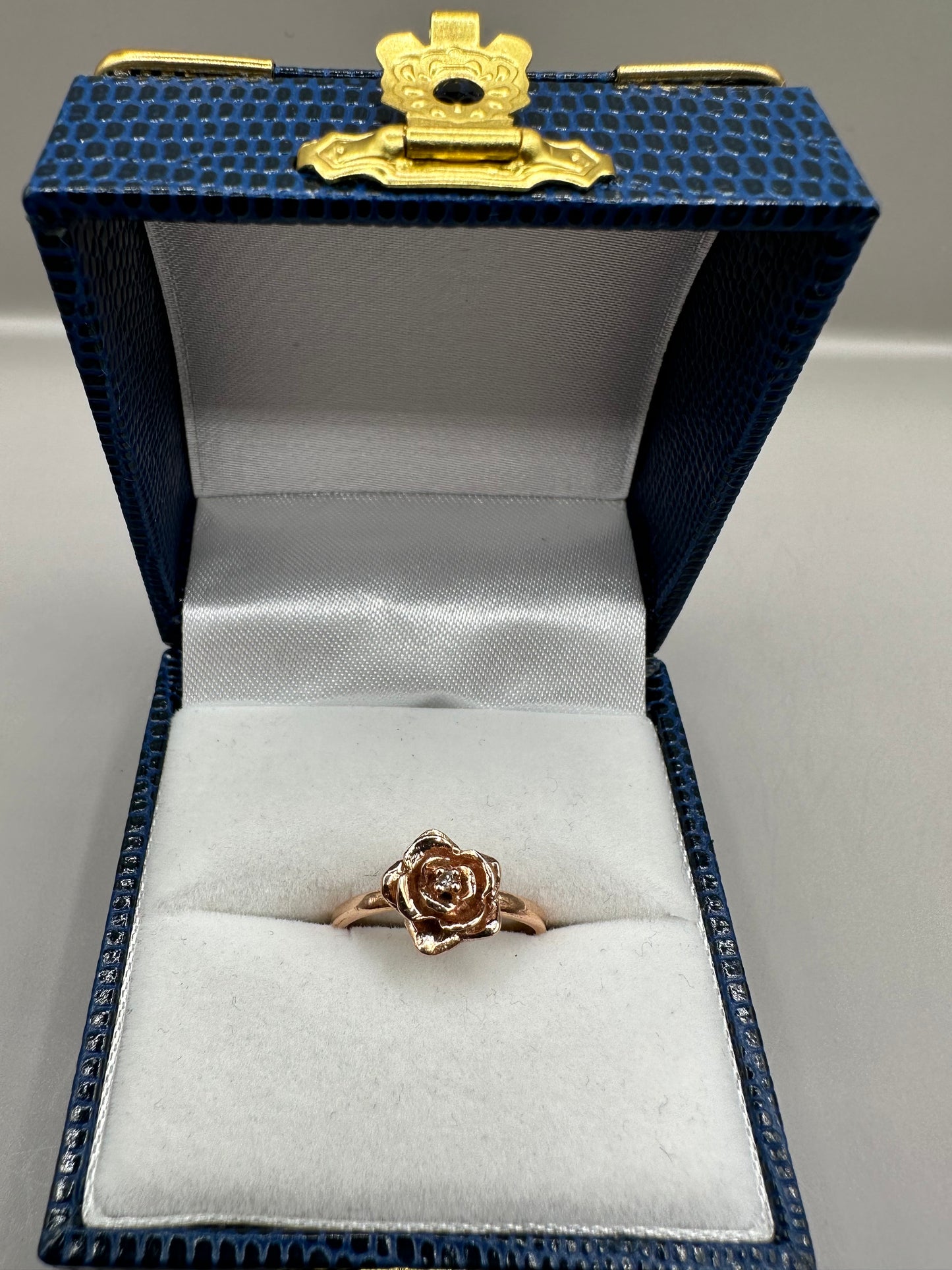 Rose Shaped Diamond Rose Gold Ring