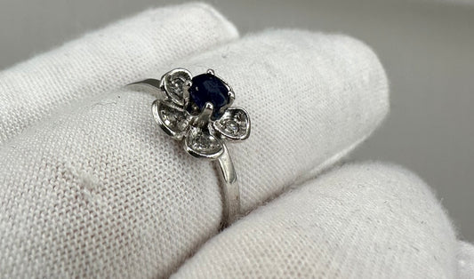 Flower Shaped Blue Sapphire and Diamond White Gold Ring