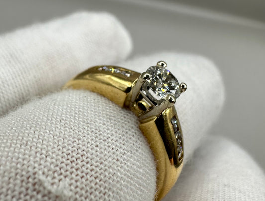 Solitaire Diamond Yellow Gold Ring