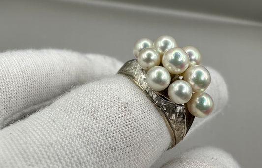 Pearl White Gold Ring