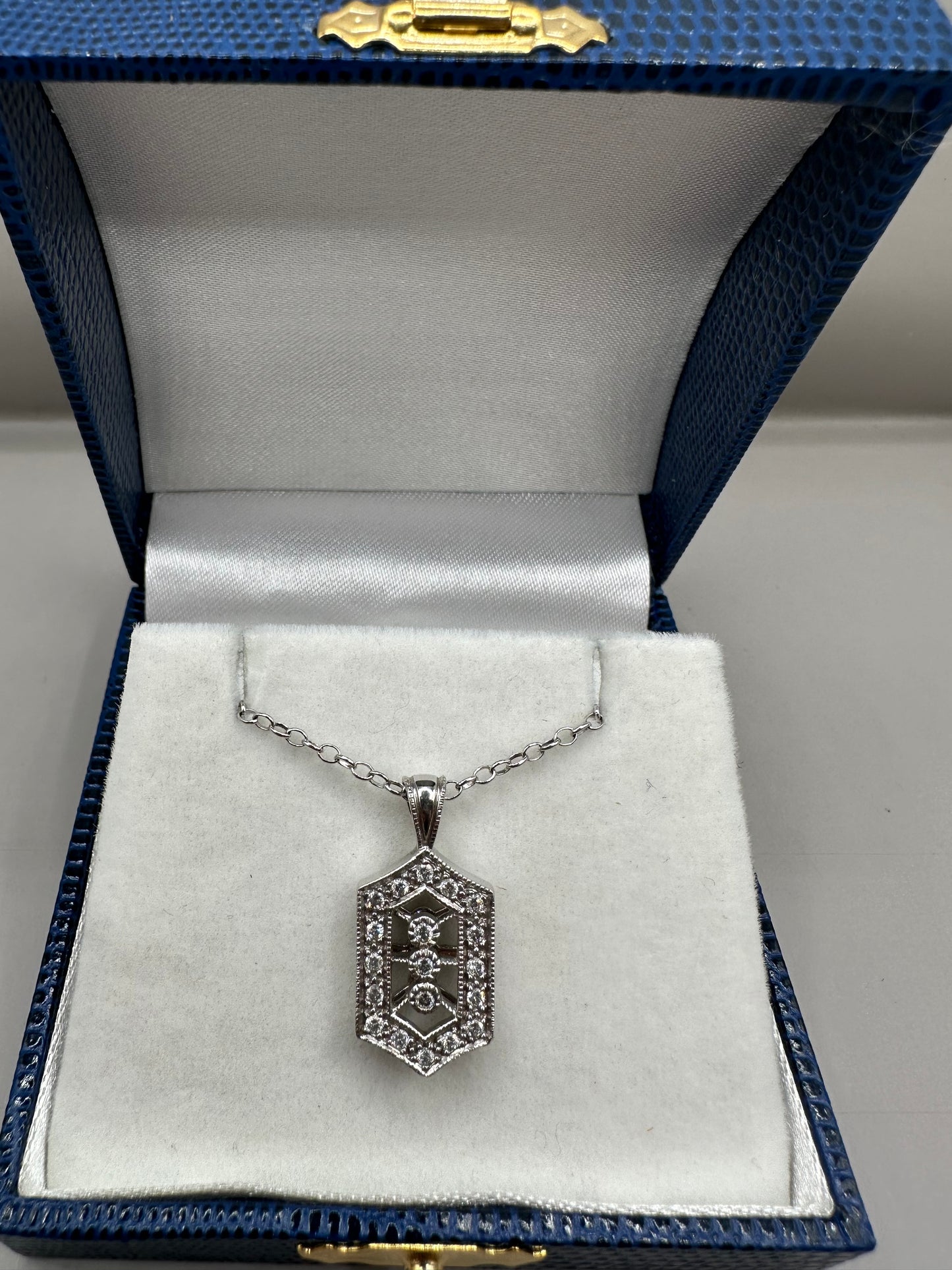 Filigree Diamond White Gold Necklace